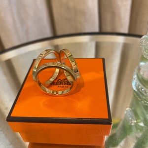 Hermès Scarf Ring